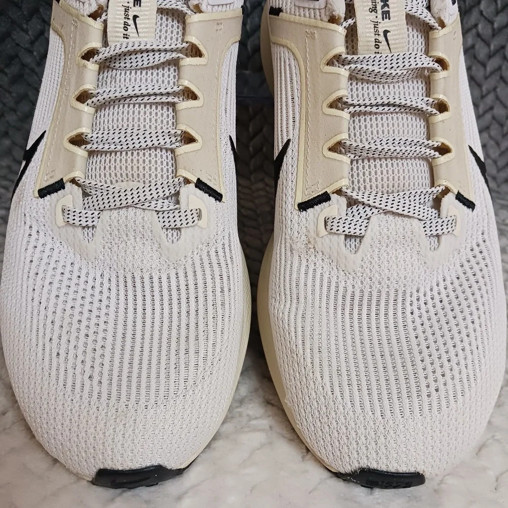Nike Air Zoom Pegasus 40 White Coconut Milk Women's Walking Running Shoes Sz 10